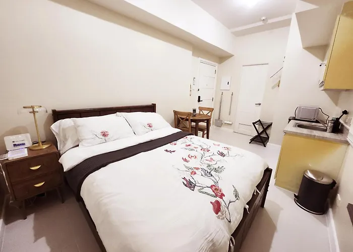Holiday home Kl Tower Condo, Makati Manila